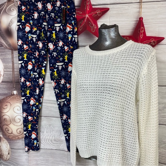 Caren Sport 2X sweater with Plus size Christmas leggings - Picture 4 of 12